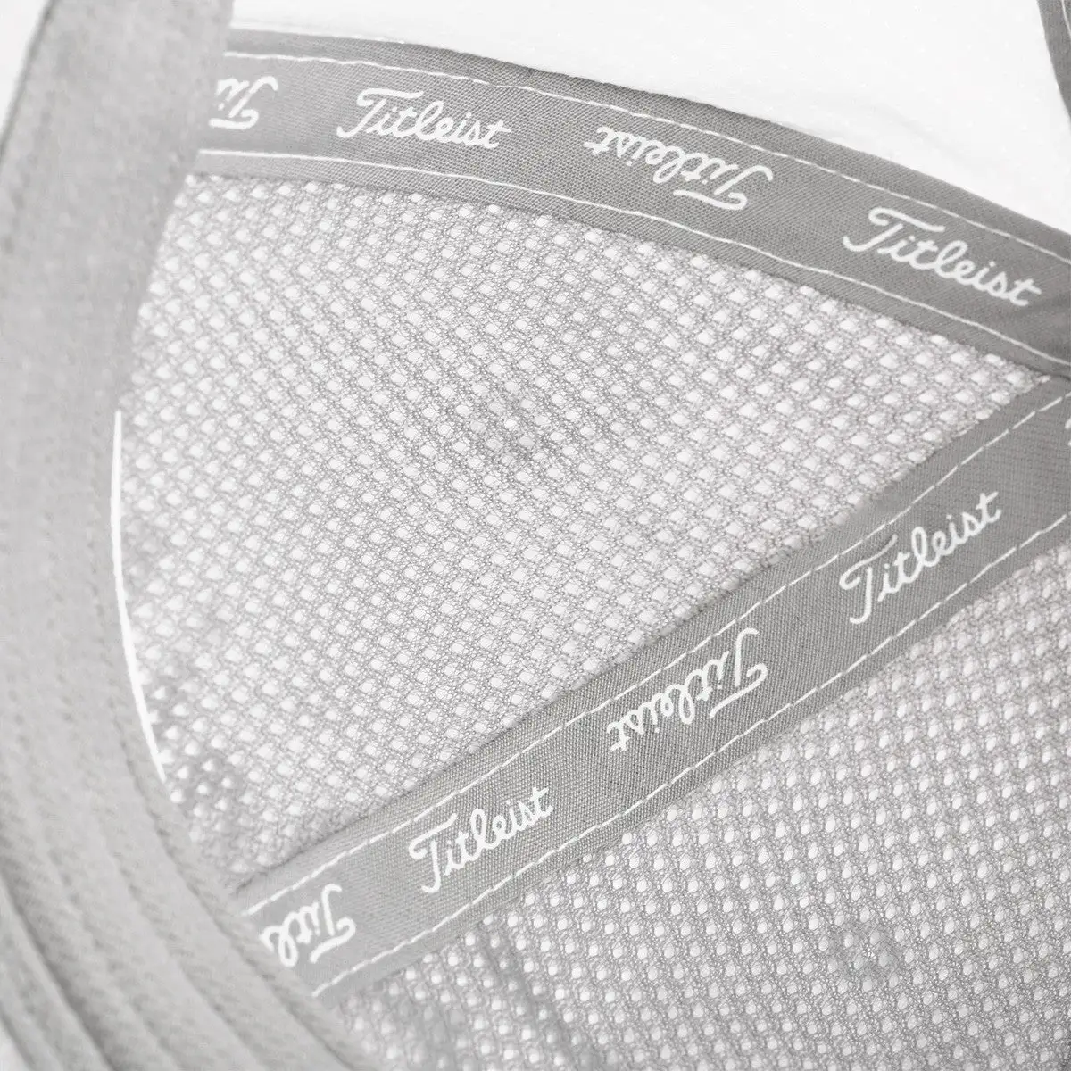 Hireko Titleist Featherweight Golf Hat - White/Black 4 Hireko Titleist Featherweight Golf Hat - White/Black - Image 4