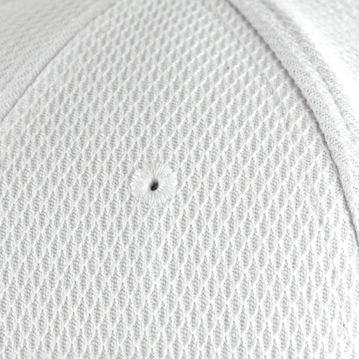 Hireko Titleist Golf Tour Elite Fitted Hat - White/Navy 4 Hireko Titleist Golf Tour Elite Fitted Hat - White/Navy - Image 4